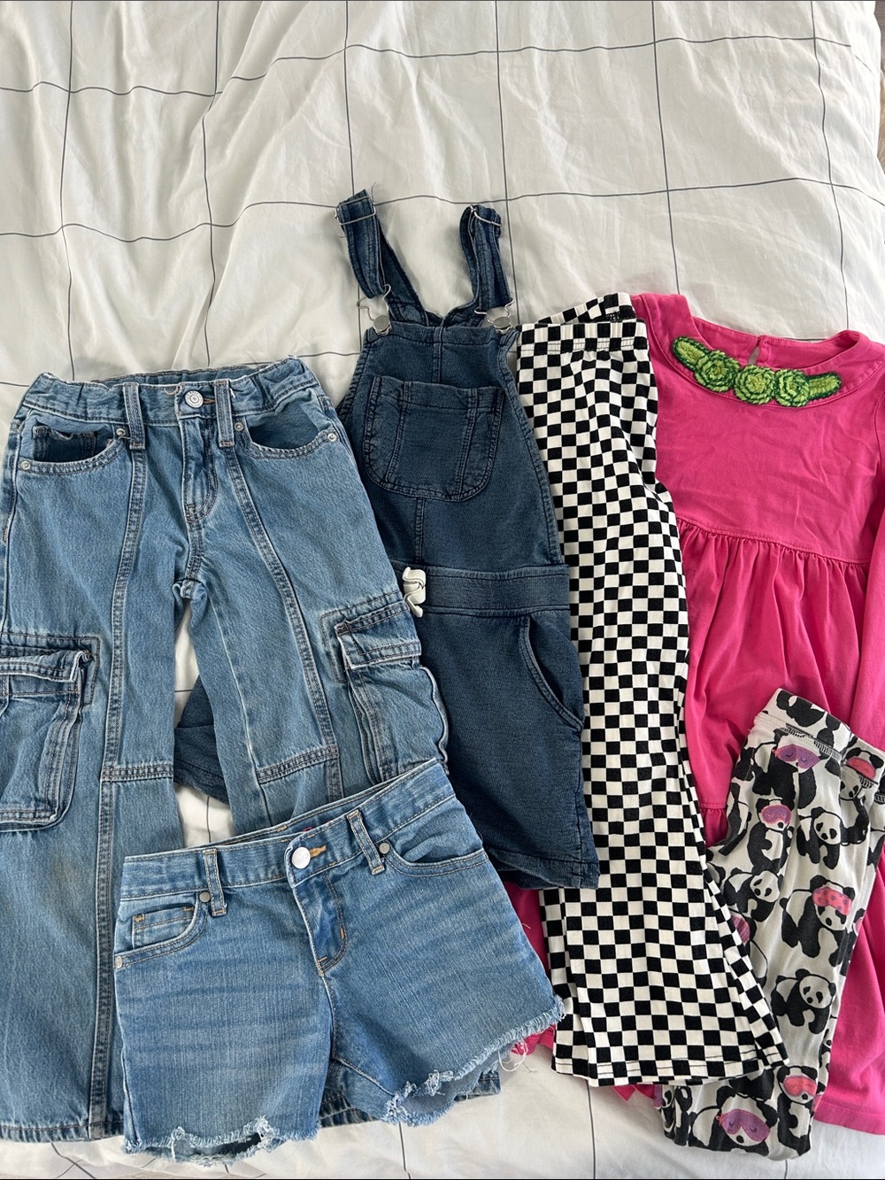 Girls' Old Navy, Hanna Andersson bundle size small/6-7 pants & dress